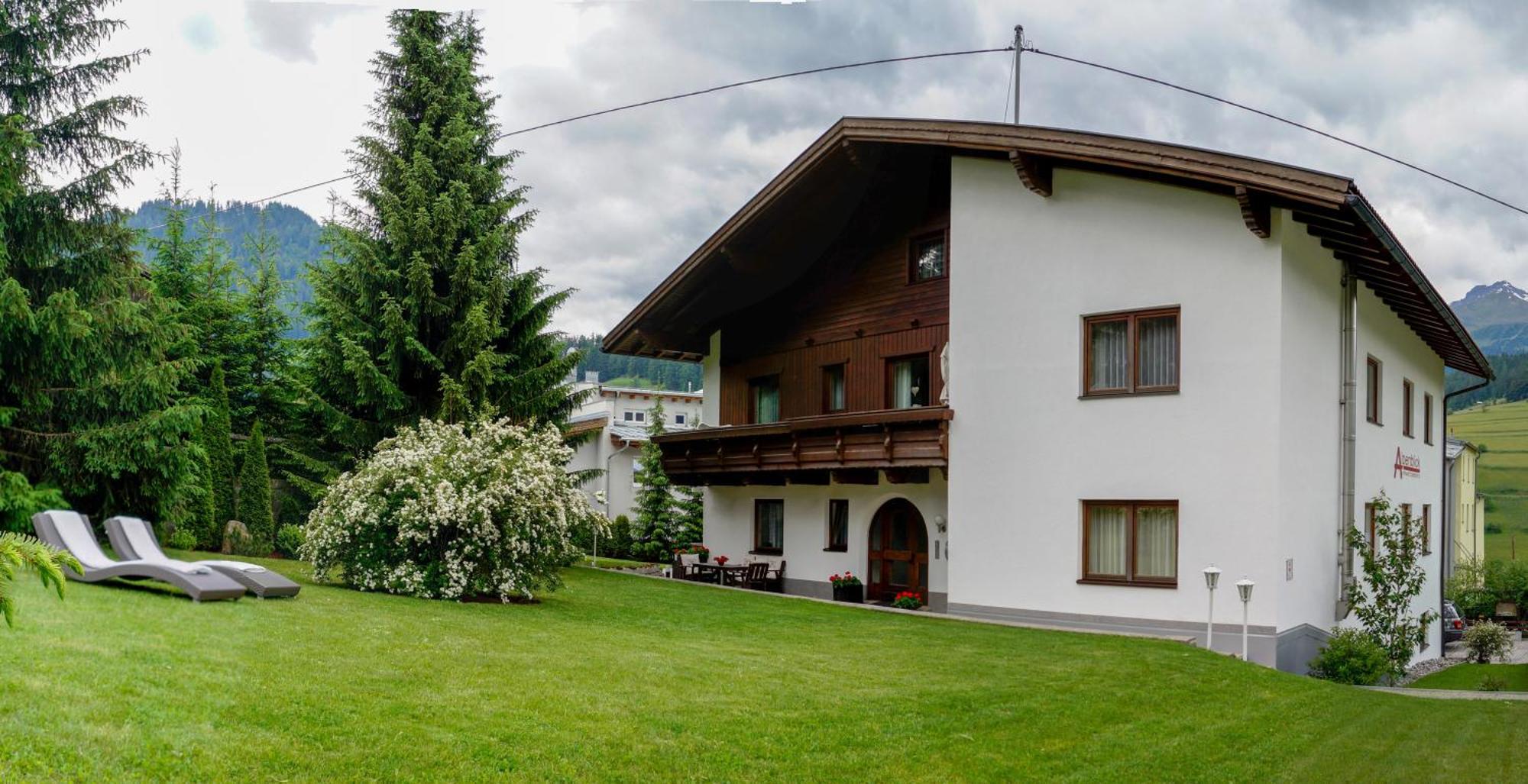Das Alpenblick & Outdoor Lodge Наудерс Екстер'єр фото